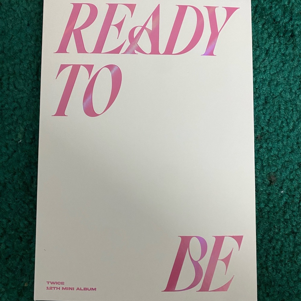 K-pop twice ready to be album